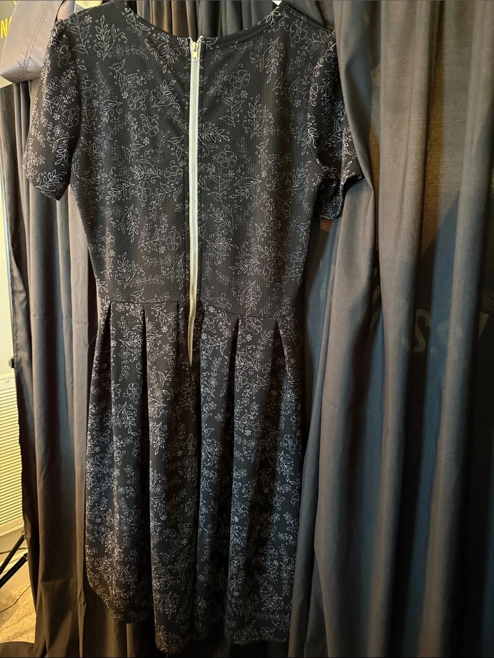 LuLaRoe Black Midi Dress with Light Gray Floral Print - Picture 5 of 6